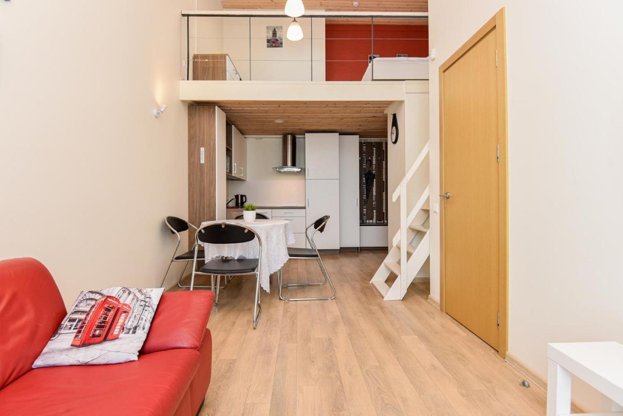 Grey Red Apartments بالانغا المظهر الخارجي الصورة